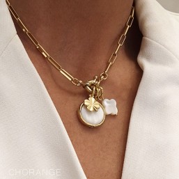 necklace with mother of pearl and métal by chorange jewellery's