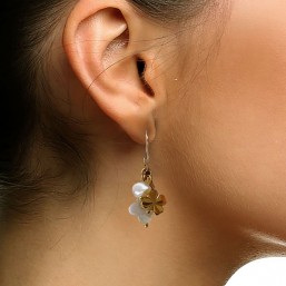 gold earring with mother of pearl by Chorange, french designer of fashion jewels made in France- Parisian jewellerys