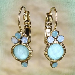 boucle d'oreille fantaisie dorée avec une dormeuse par Chorange créateur