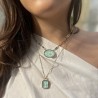collier fantaisie et son motif ovale doré