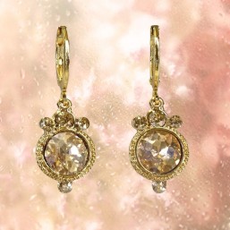 Boucles d'oreilles dormeuses or avec cabochon en verre. Un bijou de créateur Chorange