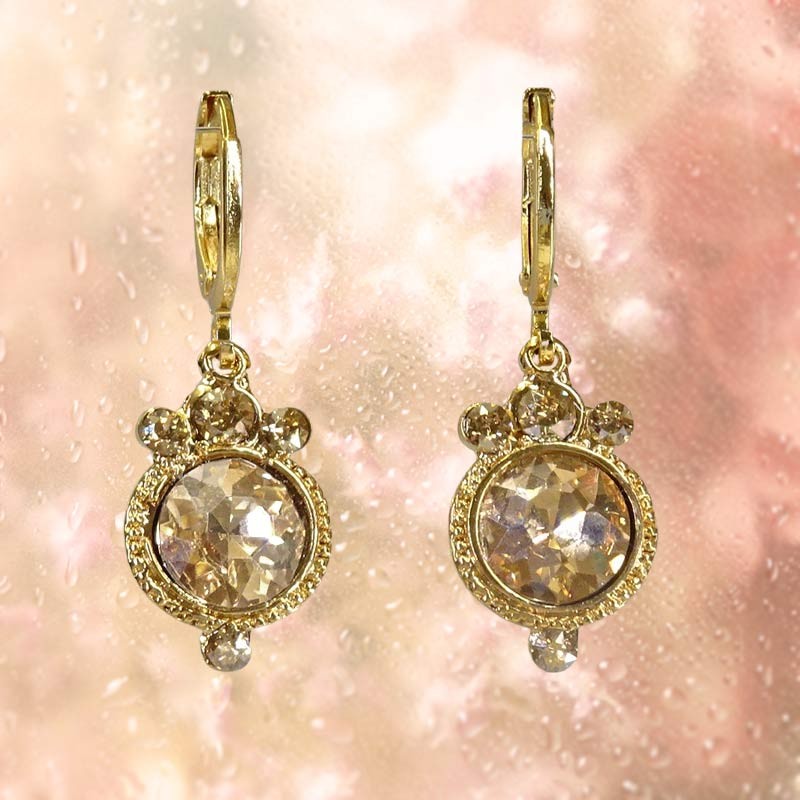 Boucles d'oreilles dormeuses or avec cabochon en verre. Un bijou de créateur Chorange