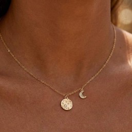 collier fantaisie plaque or  bijoux de createur Cannes